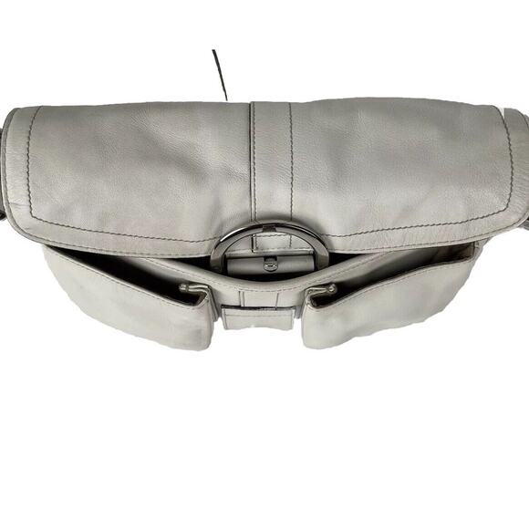 COACH Soho 9434 Double Pocket Flap Shoulder Bag White Leather Purse Y2k 2005 - Picture 10 of 15